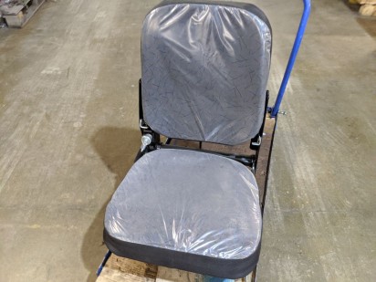 Кресло водителя низкое на КАМАЗ за 17000 рублей в магазине remzapchasti.ru 5320-6810010 Н №9