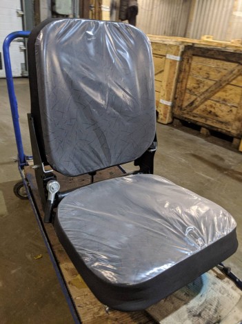Кресло водителя низкое на КАМАЗ за 17000 рублей в магазине remzapchasti.ru 5320-6810010 Н №41