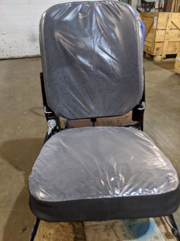 Кресло водителя низкое на КАМАЗ за 17000 рублей в магазине remzapchasti.ru 5320-6810010 Н №51