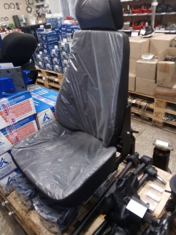 Кресло водителя высокое на КАМАЗ за 21500 рублей в магазине remzapchasti.ru 5320-6810010 В №17